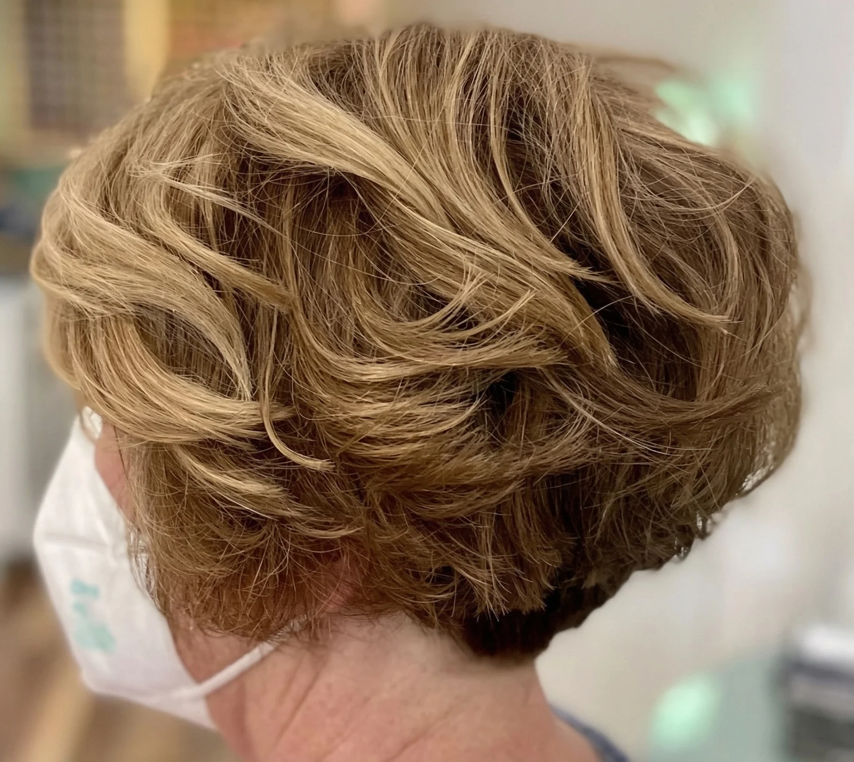 Bob Frisuren gestuft ab 50 dickes Haar