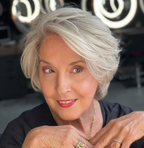 Für Feines Haar Freche Bob Frisuren Gestuft ab 50