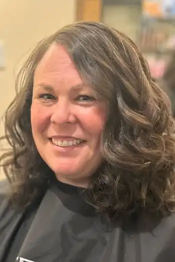 Gekräuseltes Lob mit Seitenscheitel