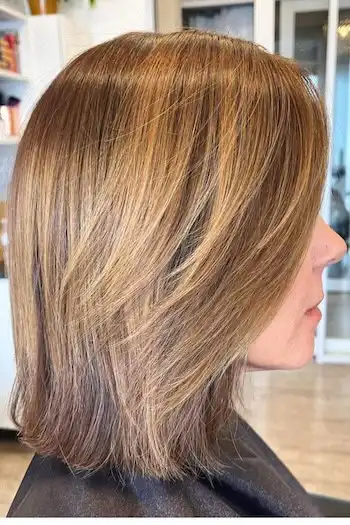 Gerader stumpfer Lob mit versteckten Stufen