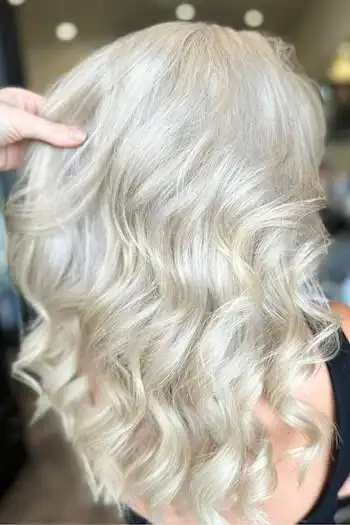 Mittellange Silberwellen