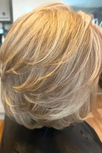 Mittellange Stufen mit Ausdünnung