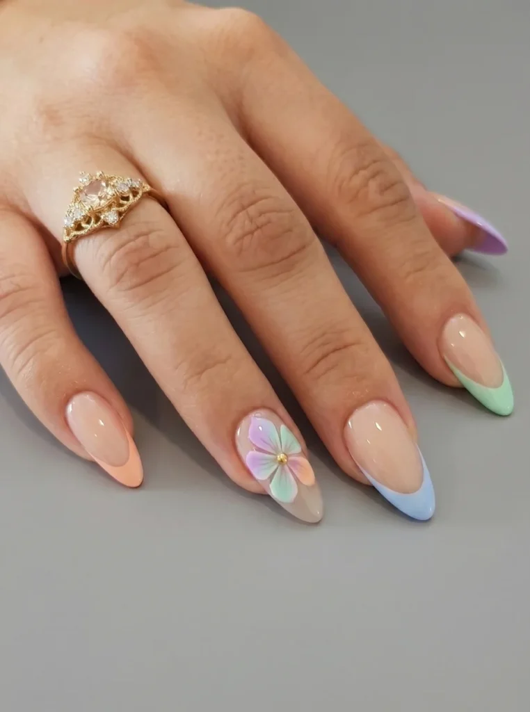 Pastell French Nägel mit bunten Spitzen in Lavendel, Mint und Babyblau auf mandelförmigen Nägeln